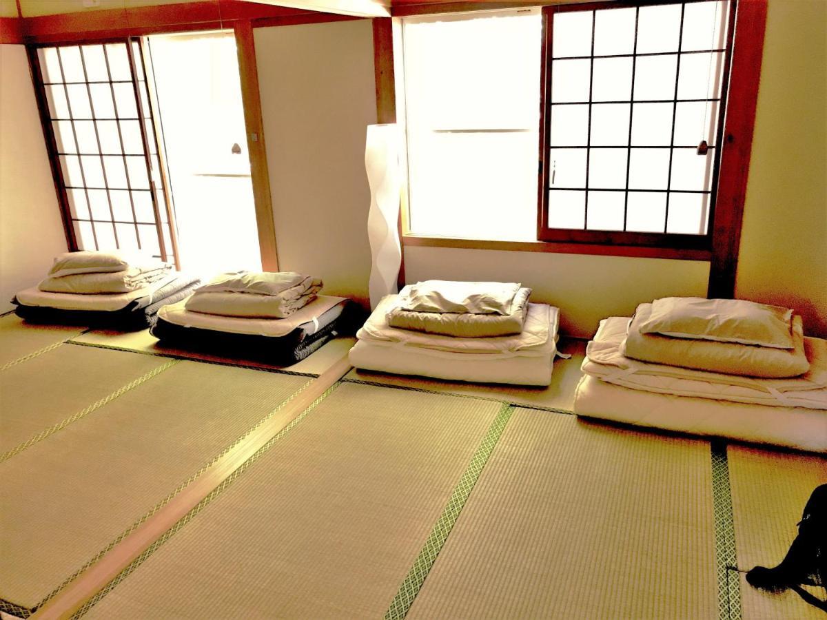 مبيت وإفطار Tsushima White House المظهر الخارجي الصورة