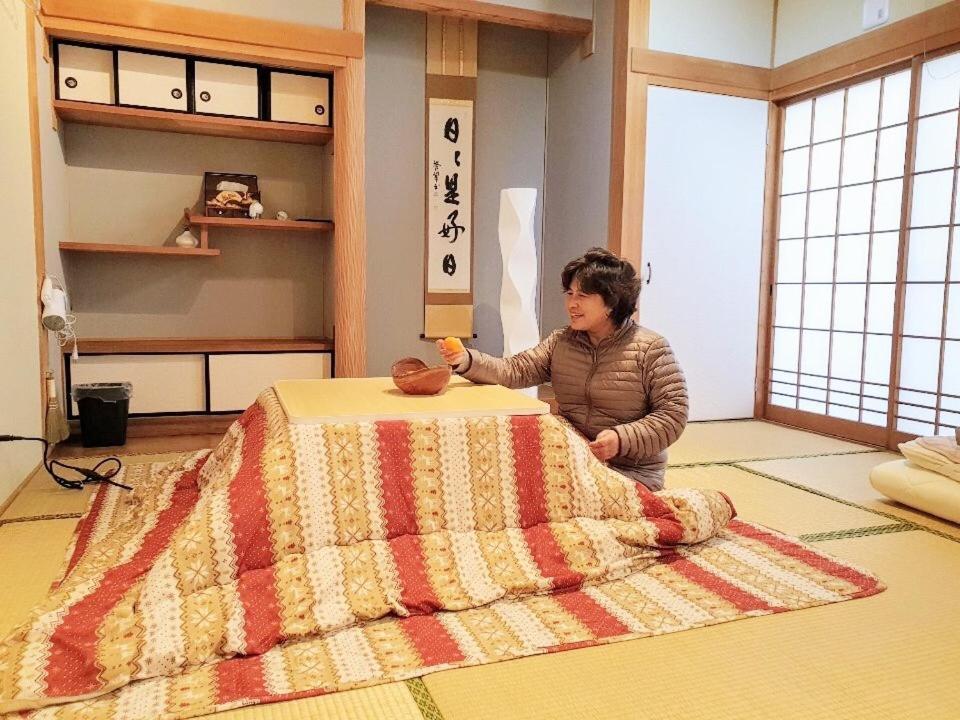 مبيت وإفطار Tsushima White House المظهر الخارجي الصورة