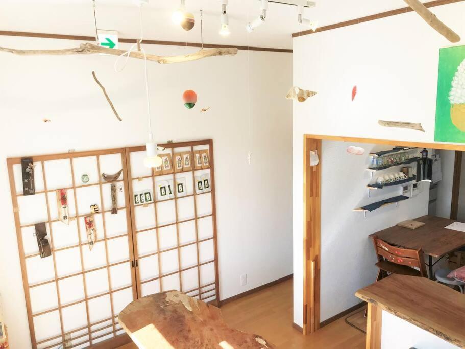 مبيت وإفطار Tsushima White House المظهر الخارجي الصورة