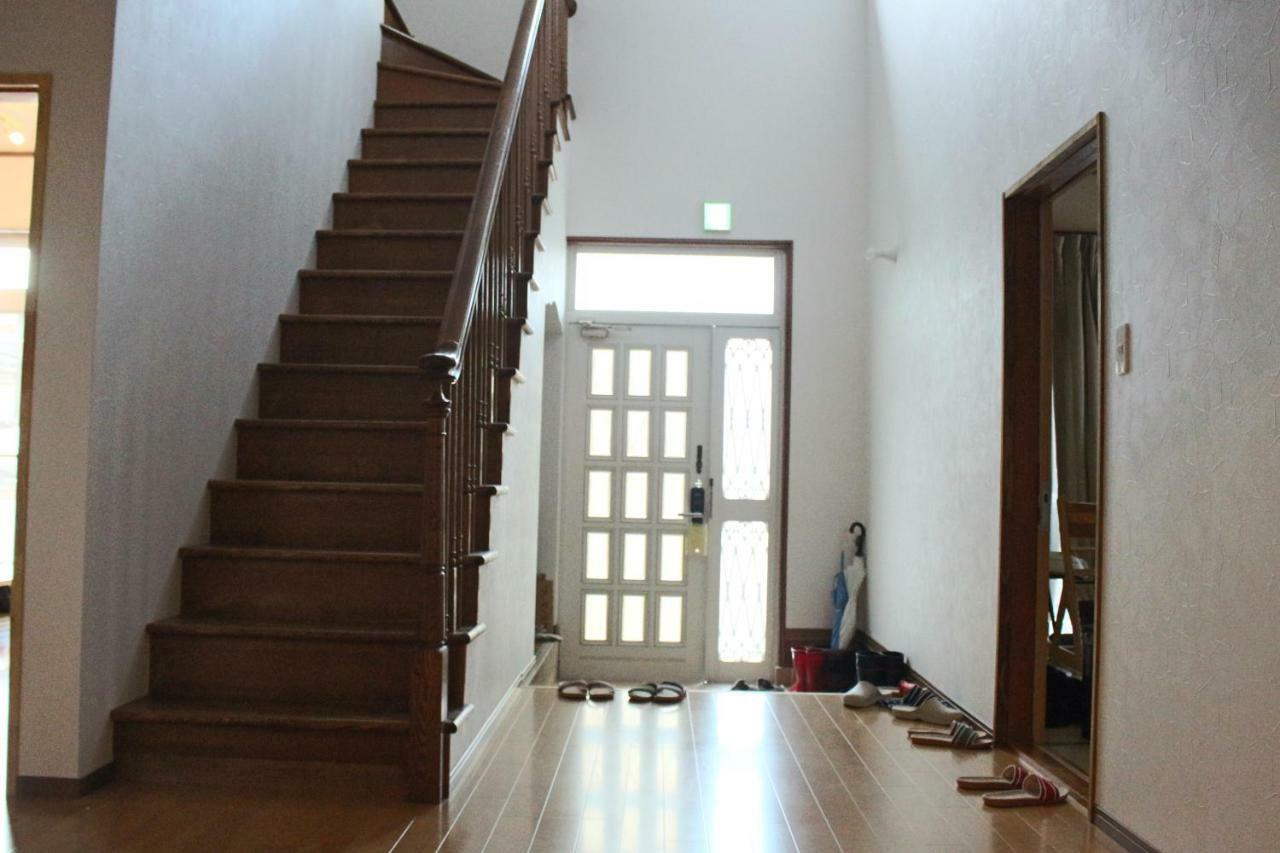 مبيت وإفطار Tsushima White House المظهر الخارجي الصورة
