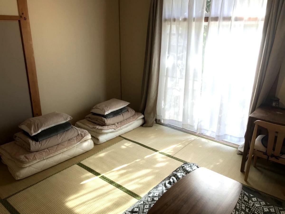 مبيت وإفطار Tsushima White House المظهر الخارجي الصورة
